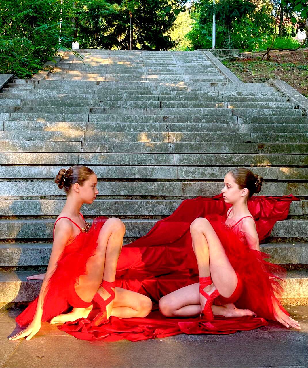 Ballerinas in Red - Anna Mozghova and Oryna Mozghova  
