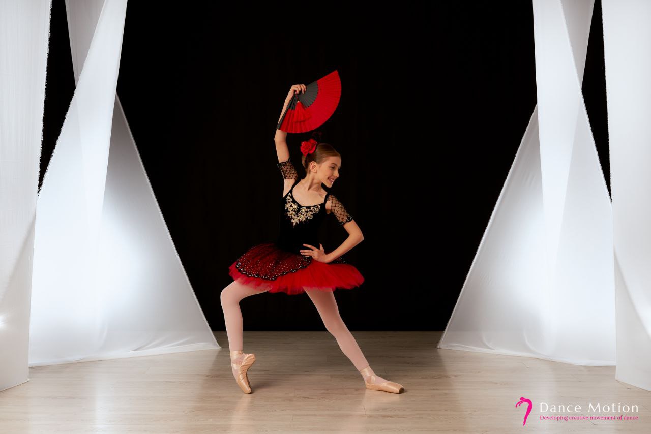 Ballerinas in Red - Sophia Iordachi 